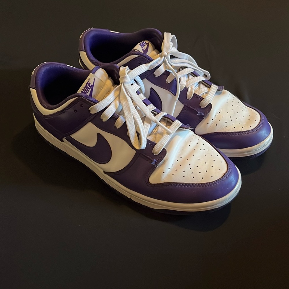 NIKE Dunks “Court Purple” Low Size: US 10